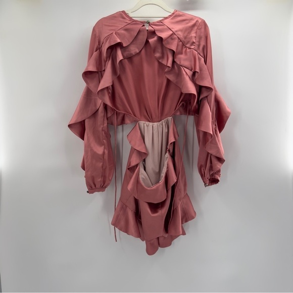 Nasty Girl cutout pink the old satin romper pink open back long sleeve size 8 - Picture 12 of 14